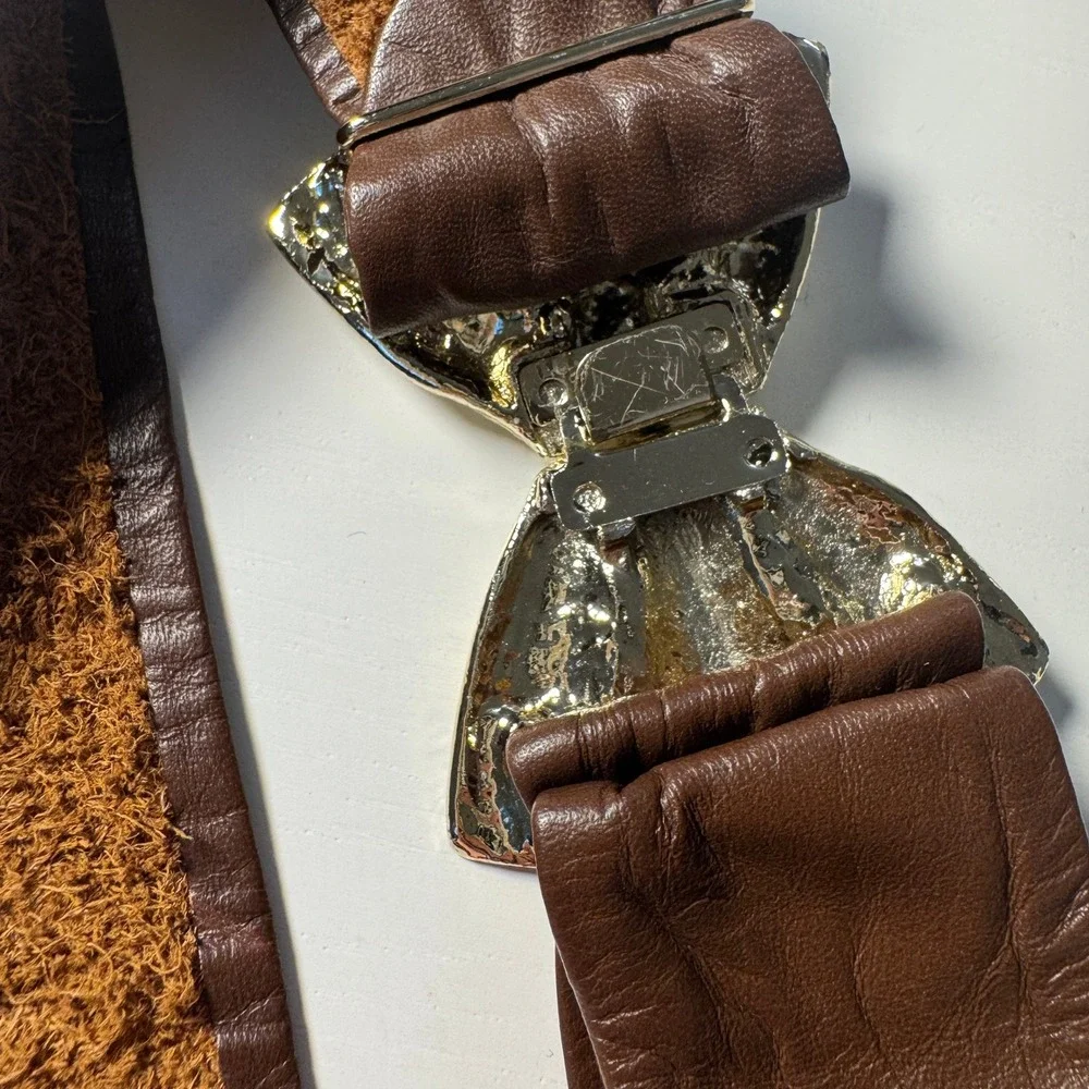 Vtg 80s Brown Leather Wide Waist Belt Hammered Gold Bow Buckle Statement Novelty